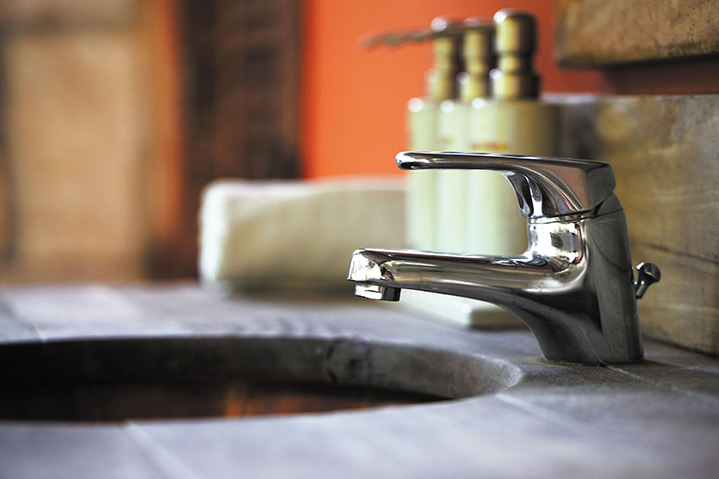 A2B Plumbers are able to fix any leaking taps you may have in Redhill. 